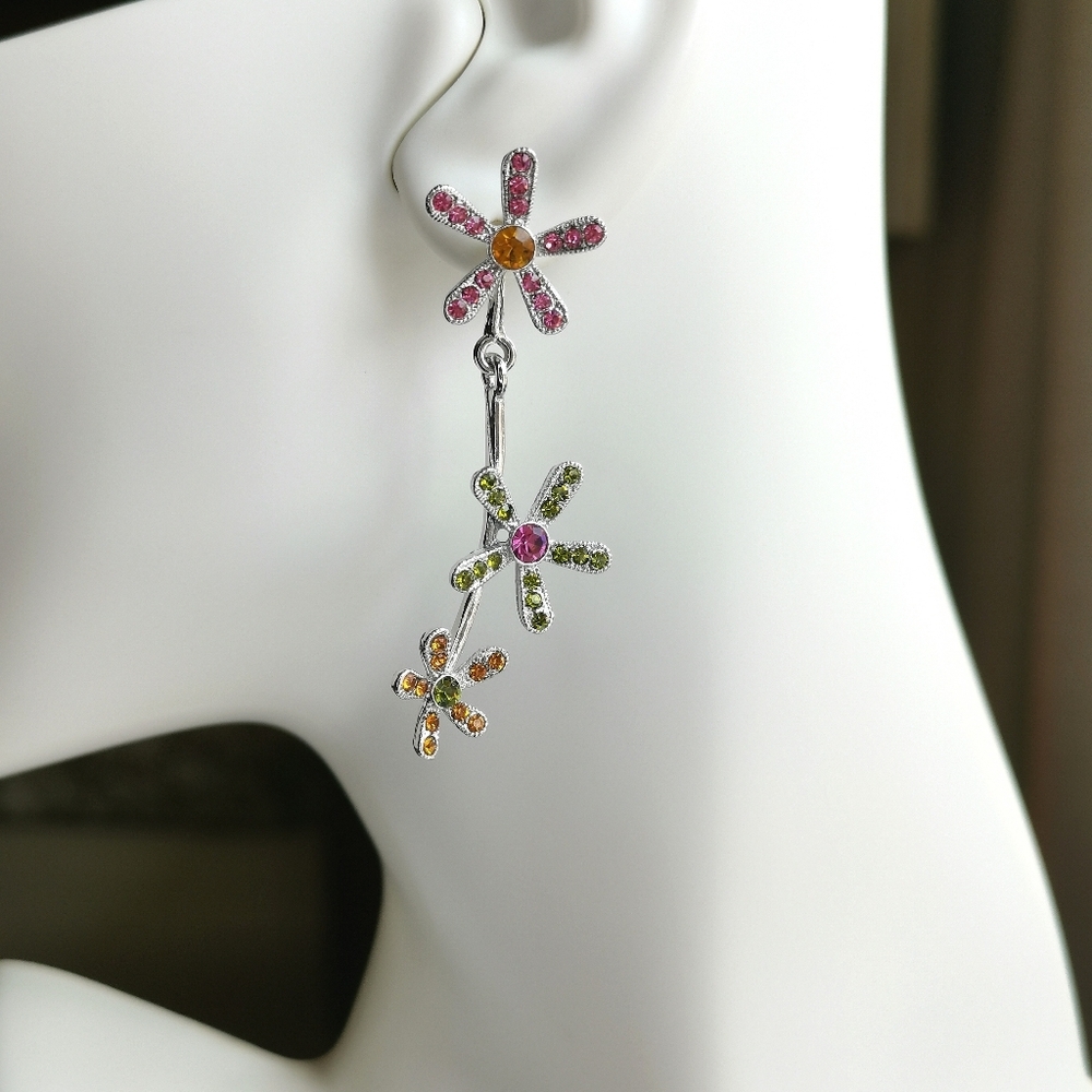 Swarovski Daisy Flower Earrings 🆕